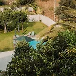 Villa Henriques
