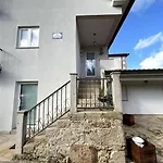 Henriques Villa Ponte de Lima